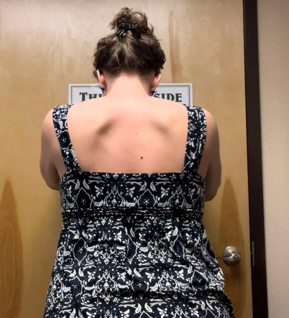 relaxing spine towards door