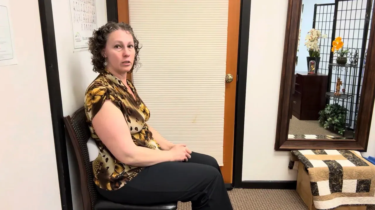 Half foam dome placed in the low back to support lumbar curve.